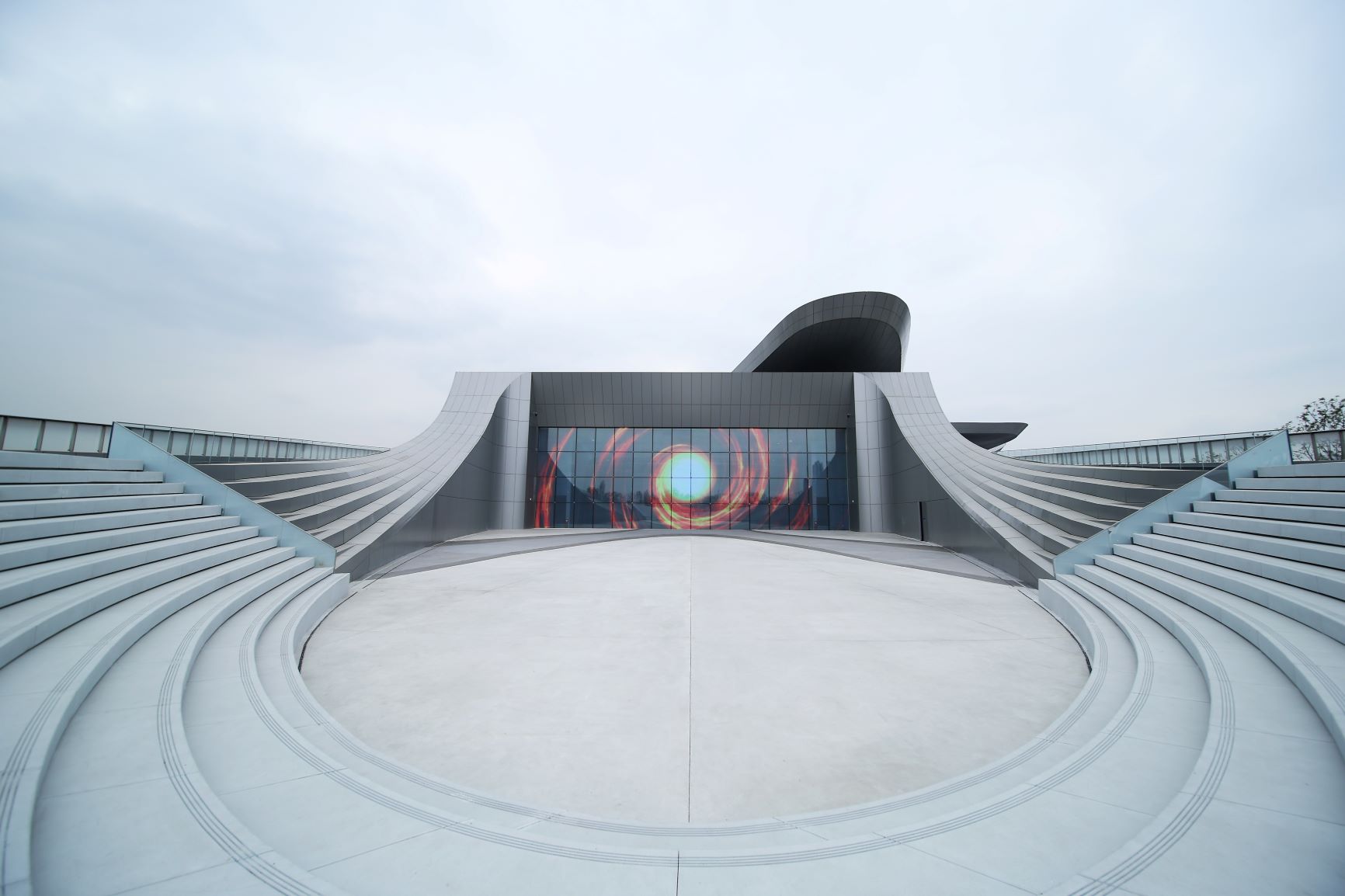 科幻馆晶泓光电玻璃-06 1.jpg