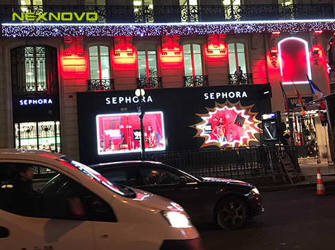 SEPHORA transparent media facade