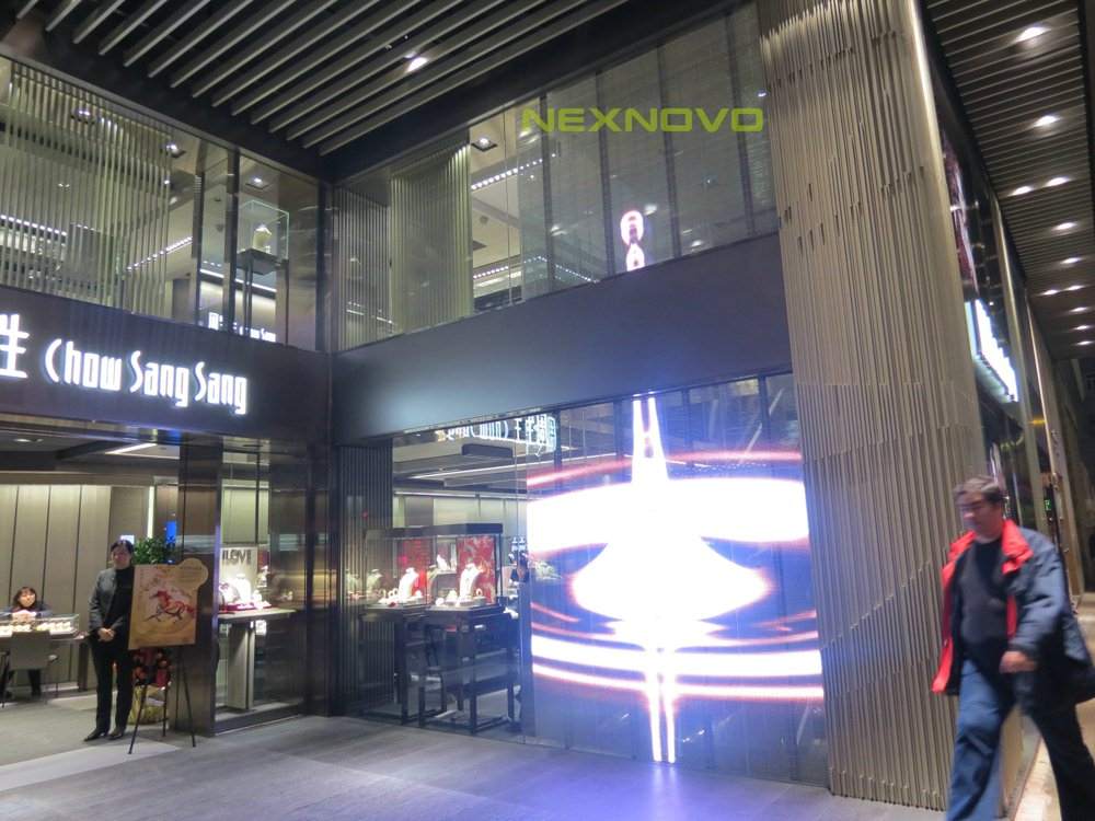 Hong Kong Tsim Sha Tsui Chow Sang Sang Jewelry store transparent LED display(图2)