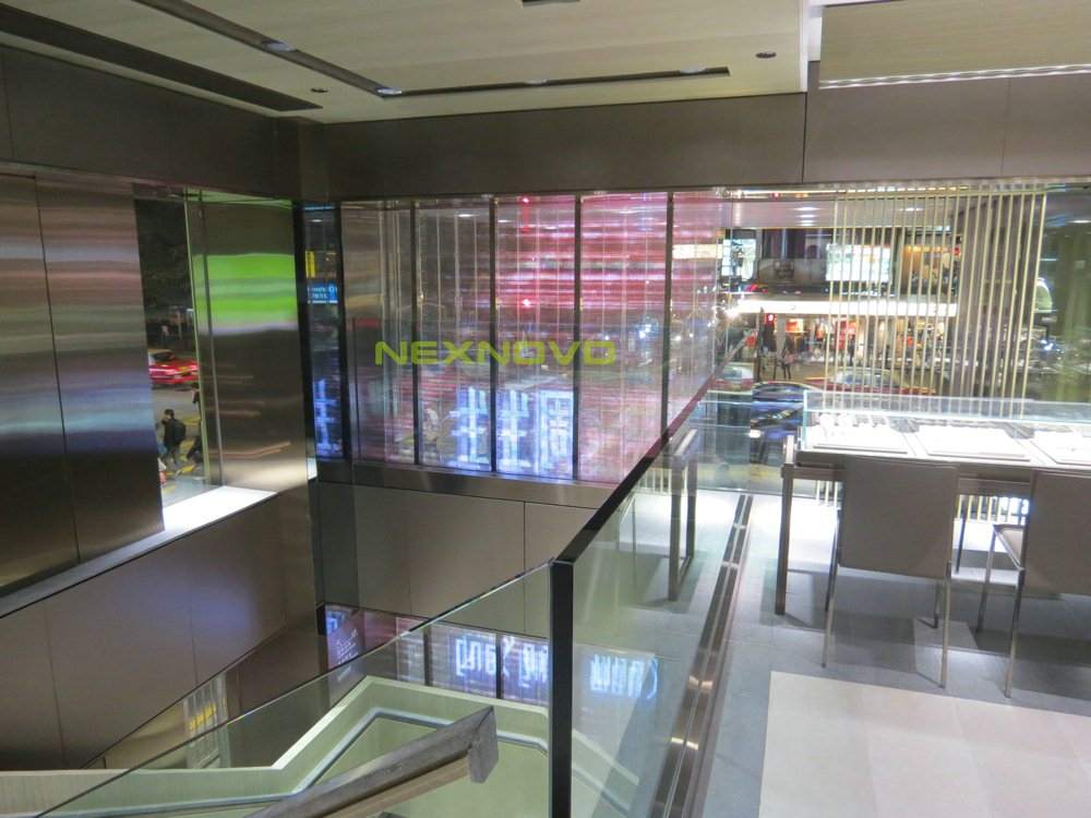 Hong Kong Tsim Sha Tsui Chow Sang Sang Jewelry store transparent LED display(图4)
