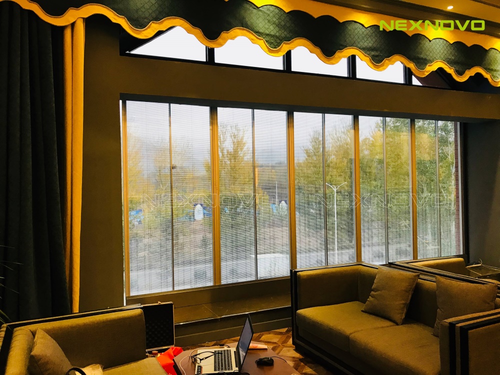 Yingshi real estate transparent LED display(图2)