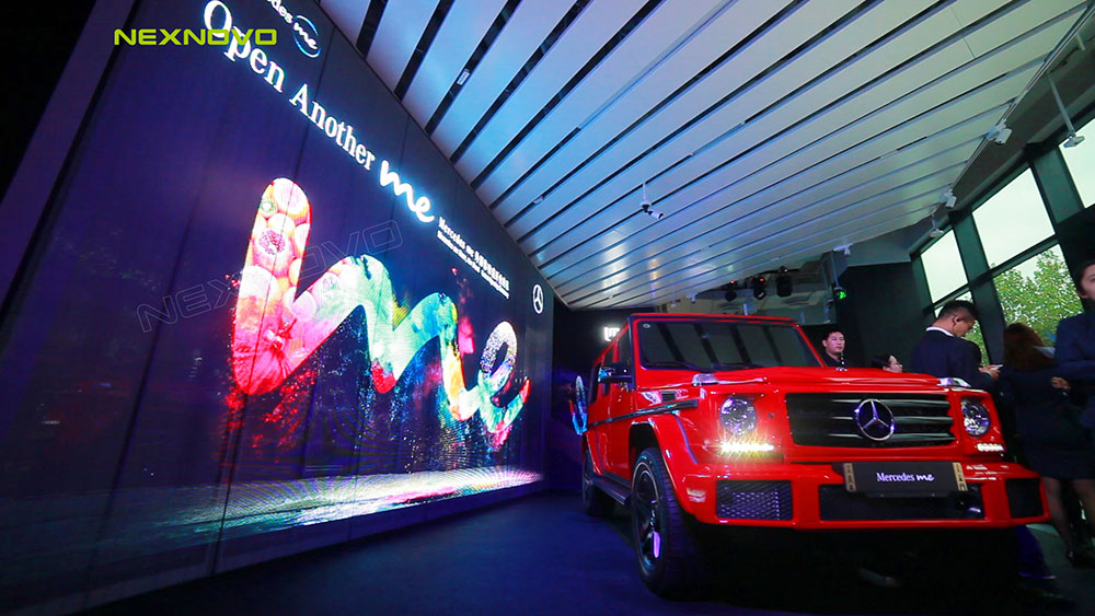 NEXNOVO transparent LED display for Mercedes-benz me experience store(图4)