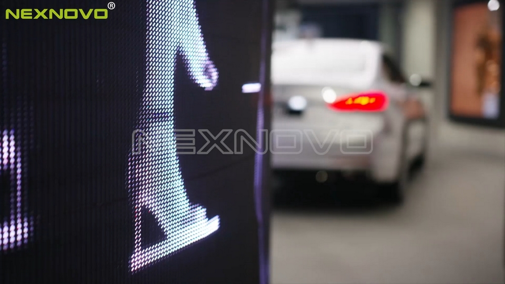 Transparent LED cylinder for Genesis Studio in Sydney(图6)