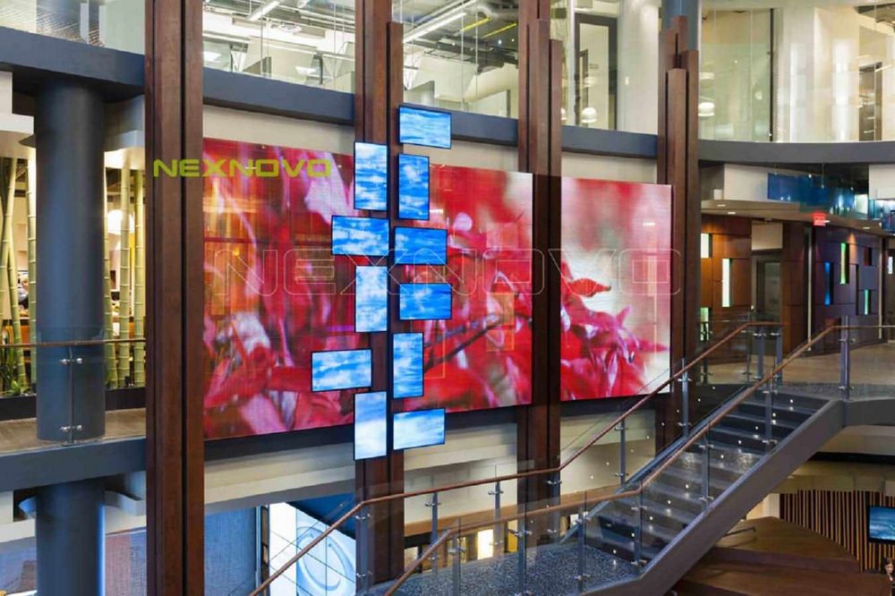 Canada BlueShore Financial HeadQuarter glass media facade transparent LED display project(图2)